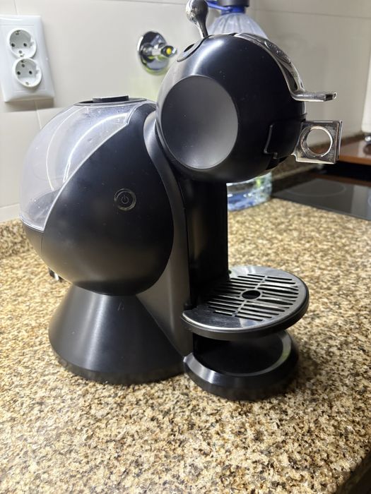Máquina de cafe dolce gusto