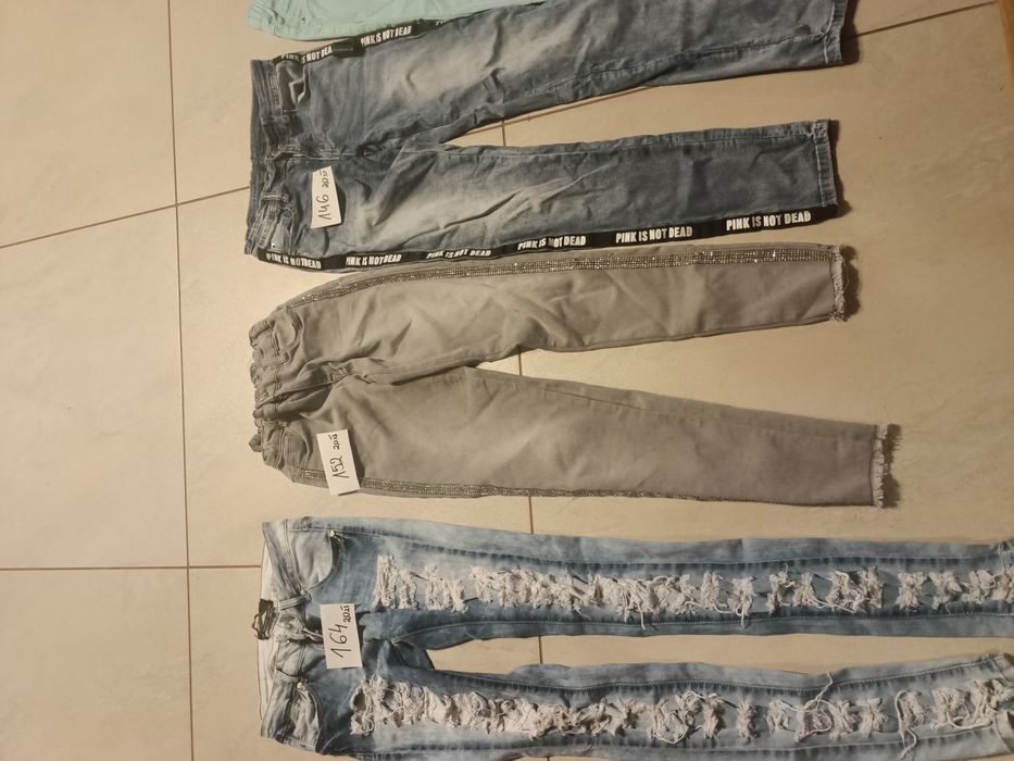 Spódnie dziewczęce 152-164