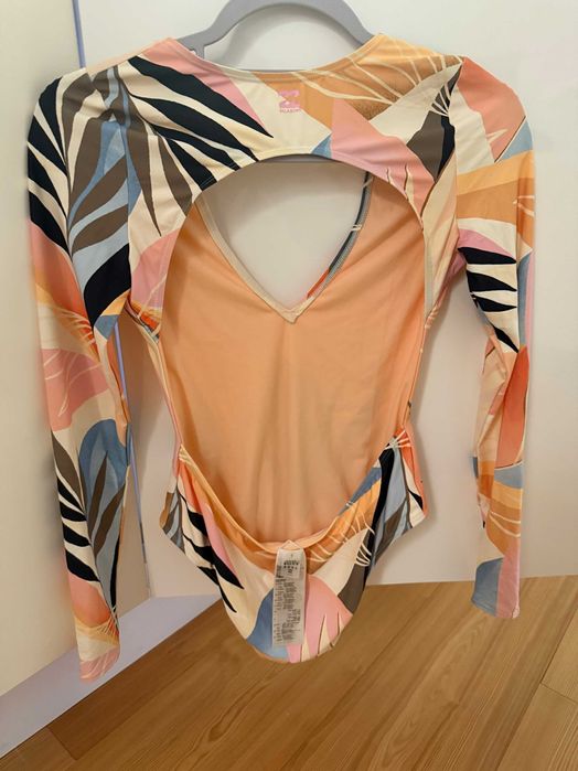 Last Rays - Long Sleeve UPF 50 Size M Swimsuit for Women Brand New