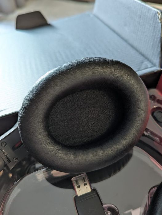 Наушники с микрофоном HyperX Cloud Flight