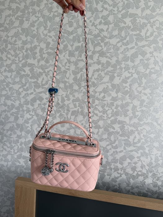 Рожева сумочка chanel