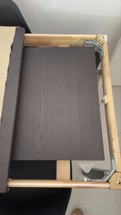 Mesa extensível IKEA com 4 cadeiras