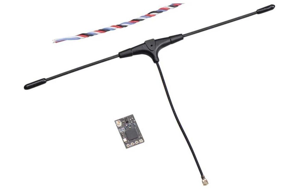 Приймачі  ELRS 915 МГц , 2,4 ГГц  RadioMaster RP та  інші .