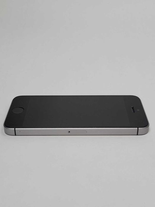 Iphone SE 32GB  Cinzento Sideral 2016 bateria 91% "DESBLOQUEADO"