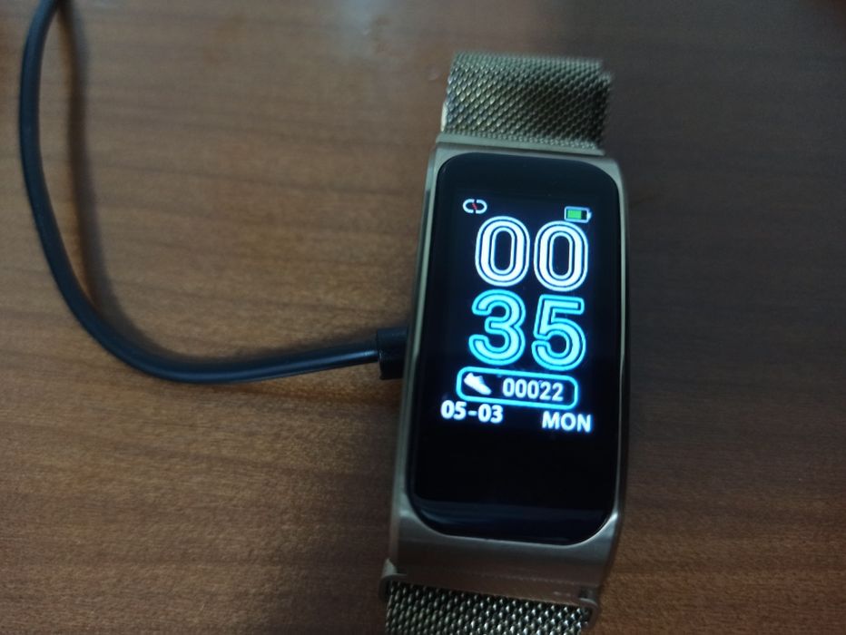 Смарт часы/тонометр/фитнес браслет