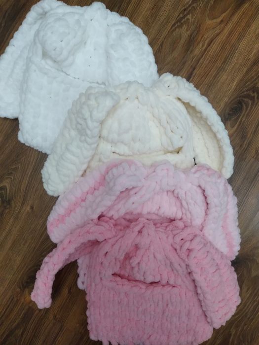 Балаклави з вушками,снуди, мітенки із alize puffy