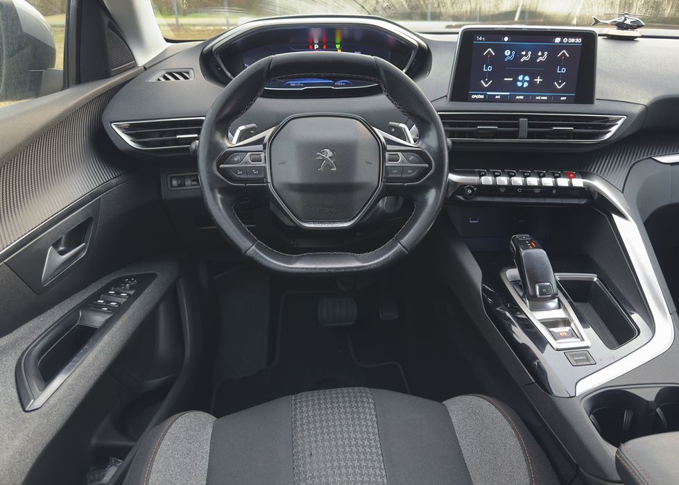 Peugeot 5008• 2019 7lug•Allure 1.5BlueHDi • automático • pronto a circular