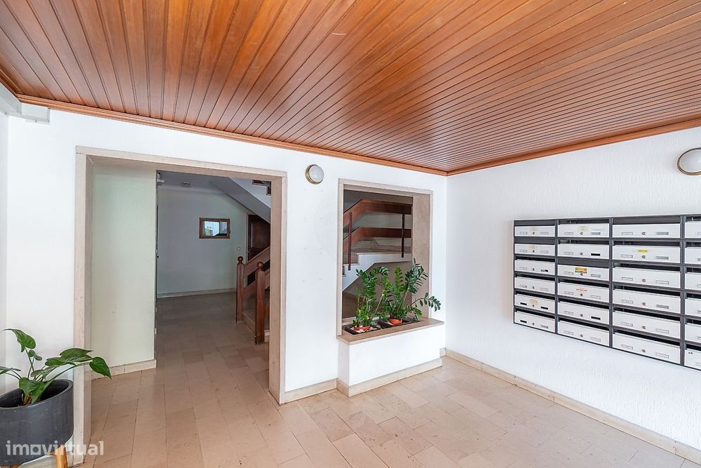 Apartamento T3 para venda — Santo António dos Olivais, Coimbra