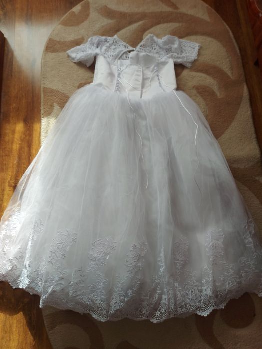 Плаття на перше причастя