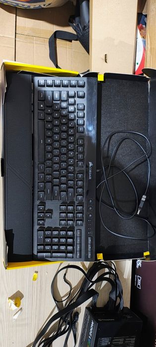 Sprzedam klawiaturę do pc