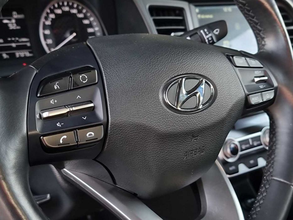 Продам  Hyundai Elantra 2020. Можна в розстрочку, під викуп.