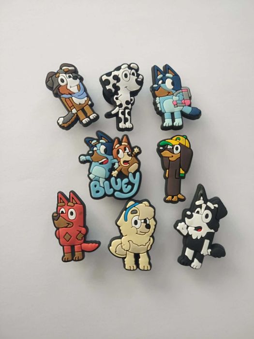 Przypinki do butów crocs prezent BLUEY BINGO BLUE DISNEY pieski