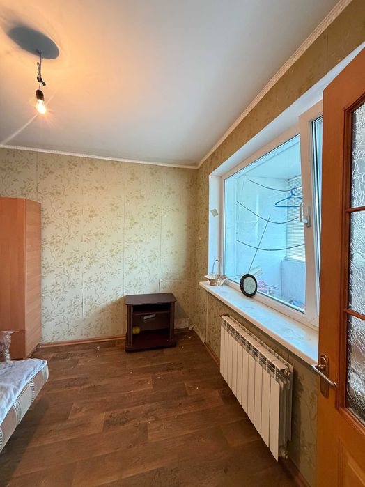 Продаж 3-кімнатної квартири з ОФІГЕЗНОЮ базою. Дніпровське шосе.