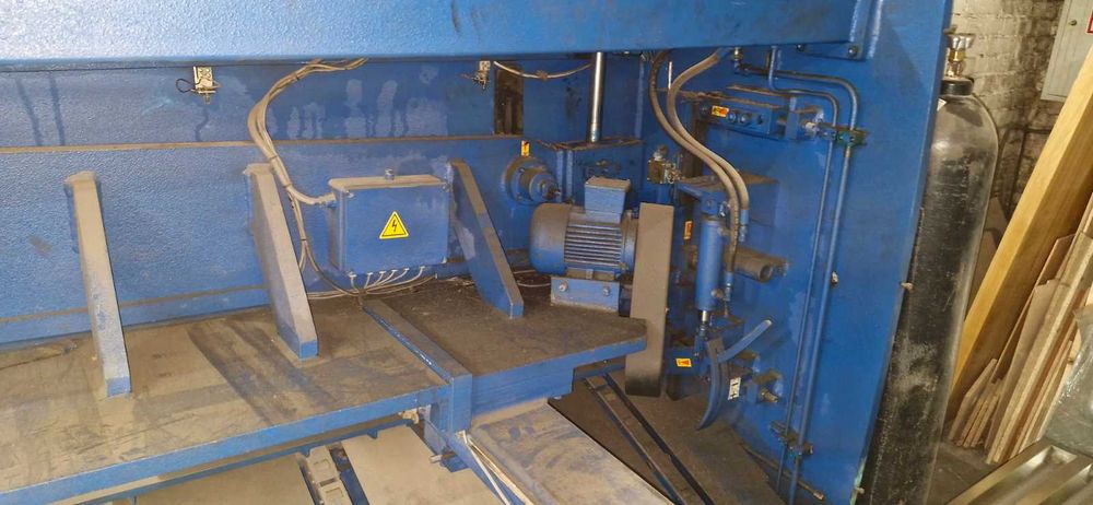 ГИЛЬОТИНА ножницы Гидравлические / Гільйотинні гідравлічні ножиці Haco