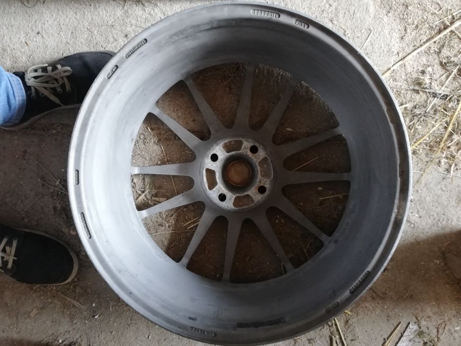 Felgi OZ Superleggera 4x108 18"