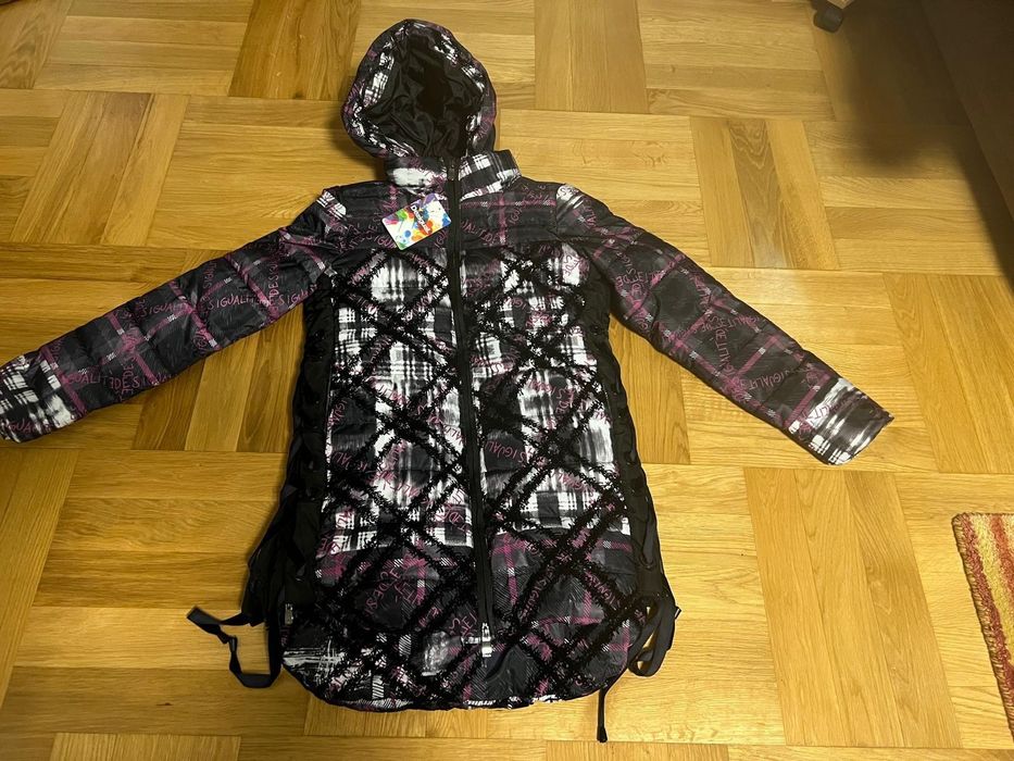 Kurtka zimowa z kapturem