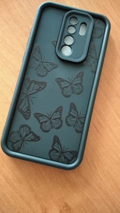 Продам новий чехол редми 8