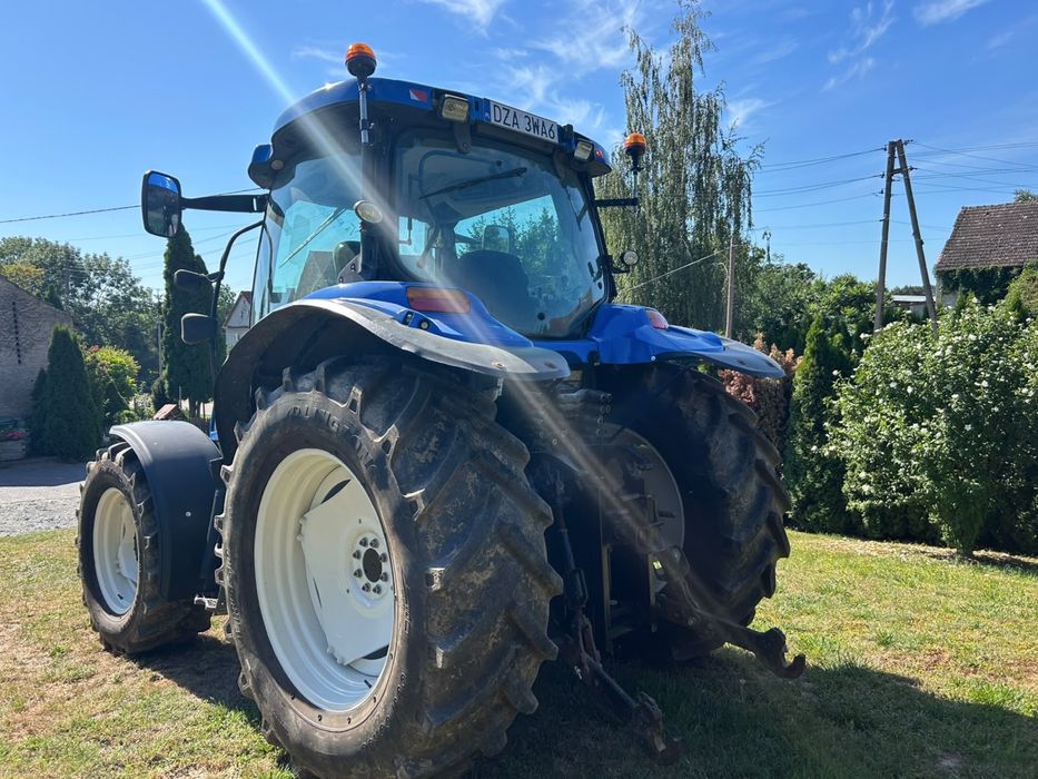 New Holland TS110A