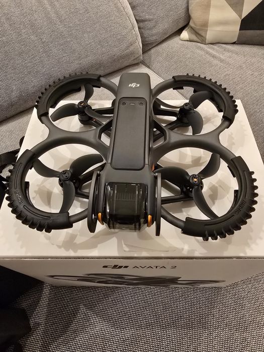 DJI Avata 2 Fly More Combo