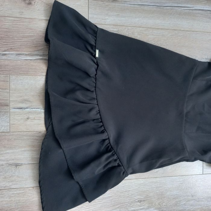Czarna sukienka mohiti r. 36 stab bdb