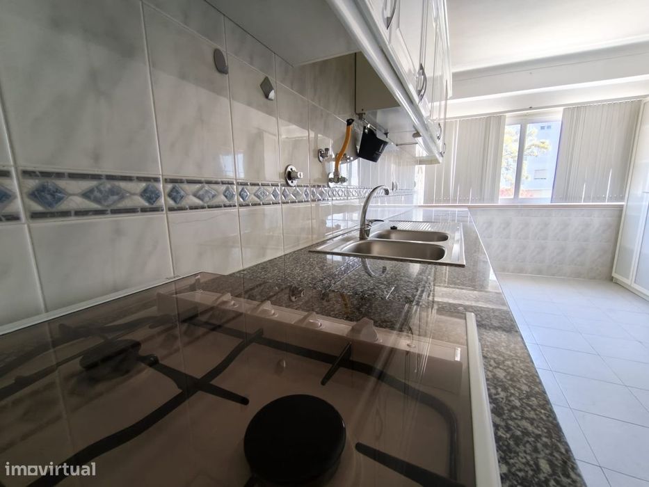 T2 em Corroios, pronto a habitar por 950€