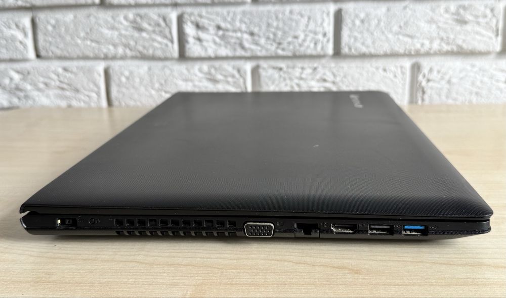 Laptop Lenovo G50-30  ładny stan