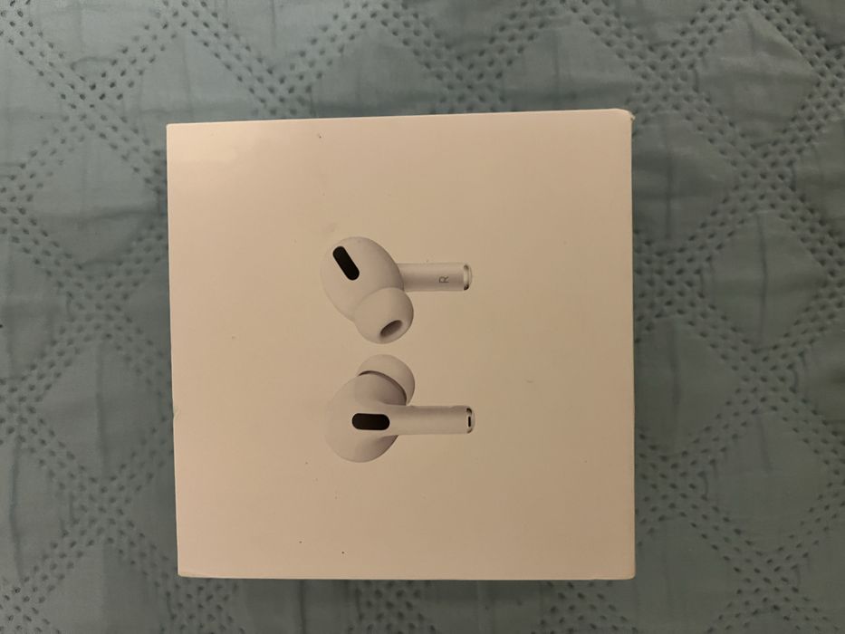 Airpods Pro c/ noise cancelling