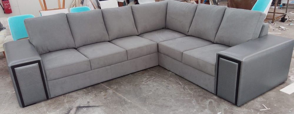 Sofa de Canto em Veludo