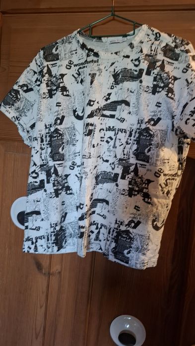 bluzka biała z wzorkiem Bershka