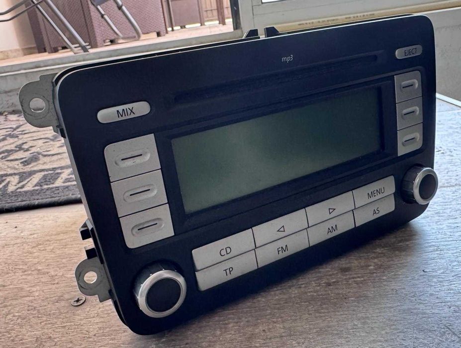 Rádio RCD 300 MP3 para VW Passat B6