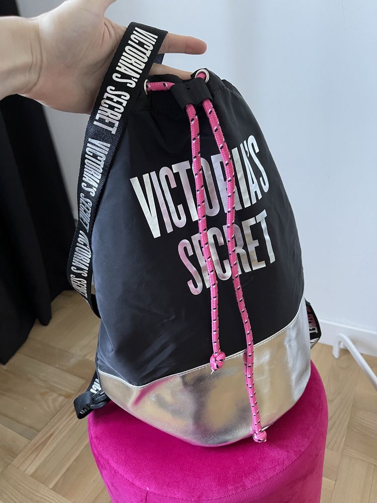 Victoria's Secret plecak/worek Łódź Widzew • OLX.pl