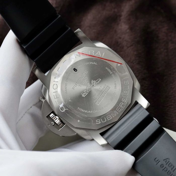 чоловічий годинник Panerai Submersible 47