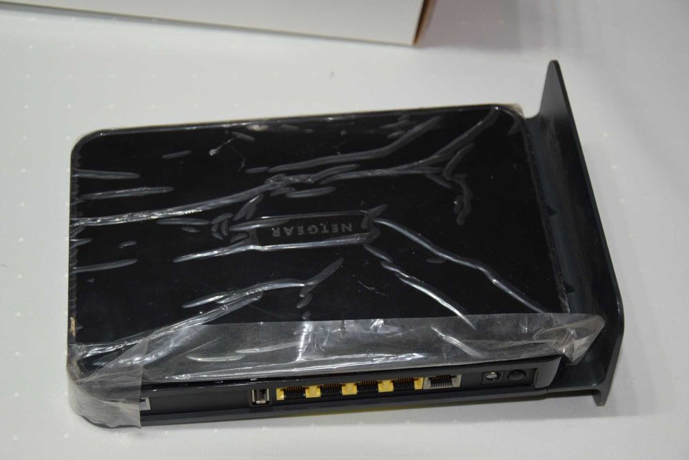 Netgear DGND4000
