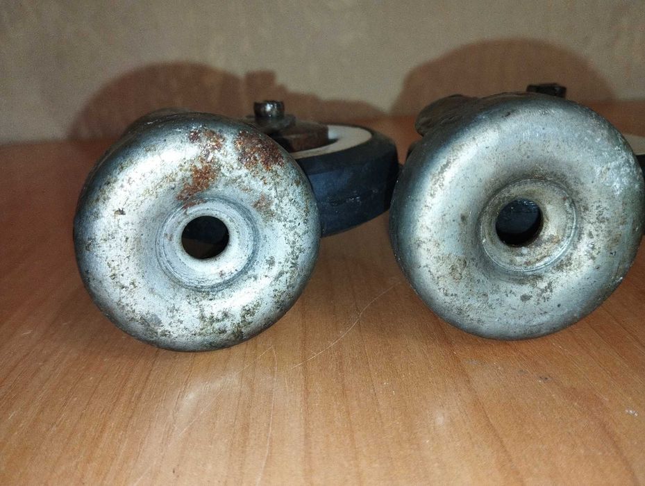 Коліщатка 2 шт. діаметр - 8 см.