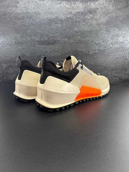 Чоловічі кросівки ECCO Biom 2.0 Low Breathru (43)