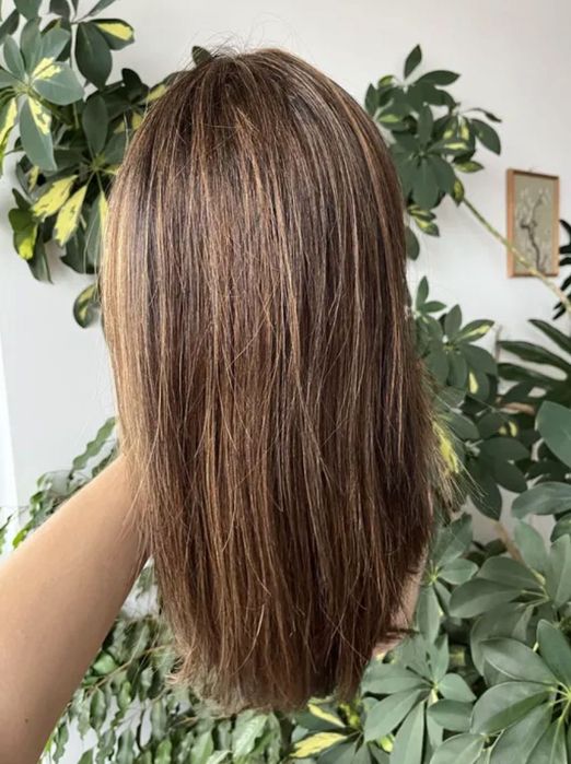 Przepiekna cieniowana peruka braz z pasemkami 100% naturalne wlosy