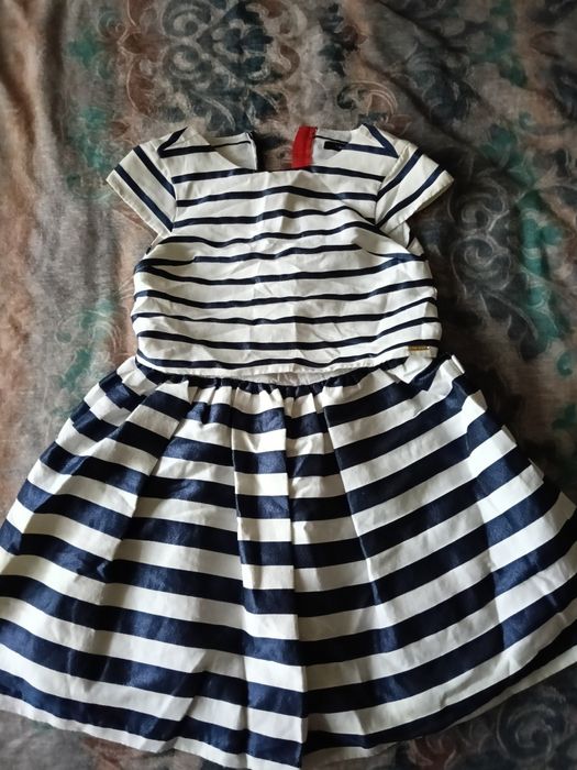 Продам дитячу сукню