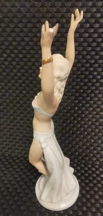 Porcelana Figurka Tancerki Schaubach Kunst 1953 r.
