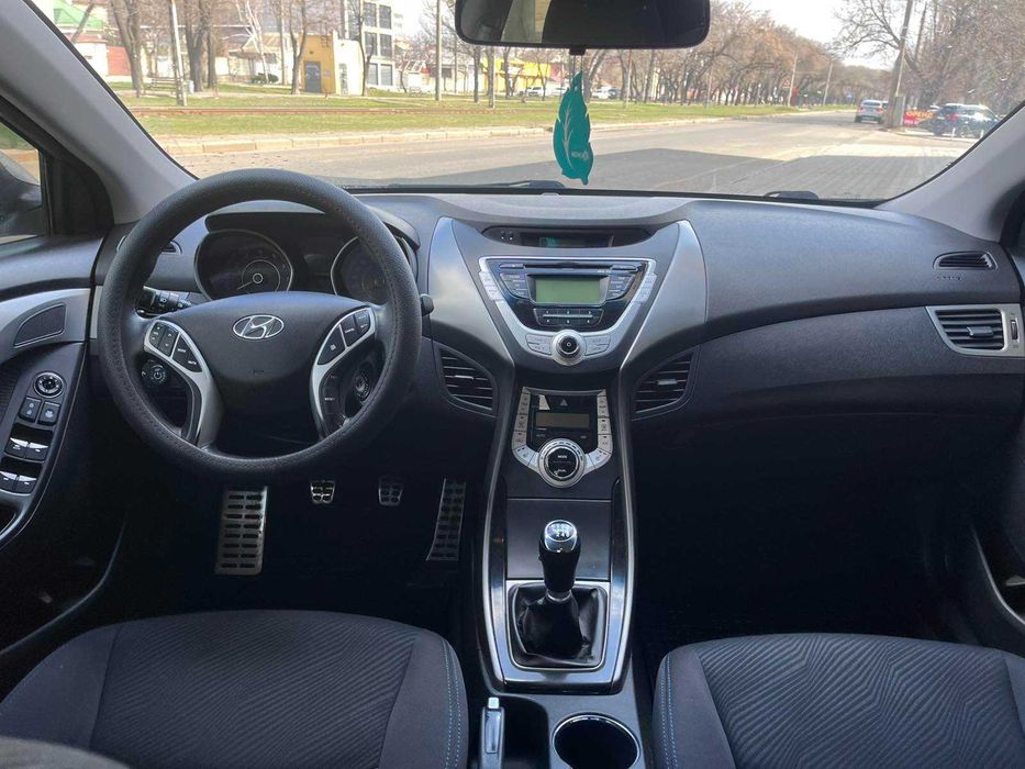 Продам Hyundai Elantra 2012р. 1.8газ/бензин