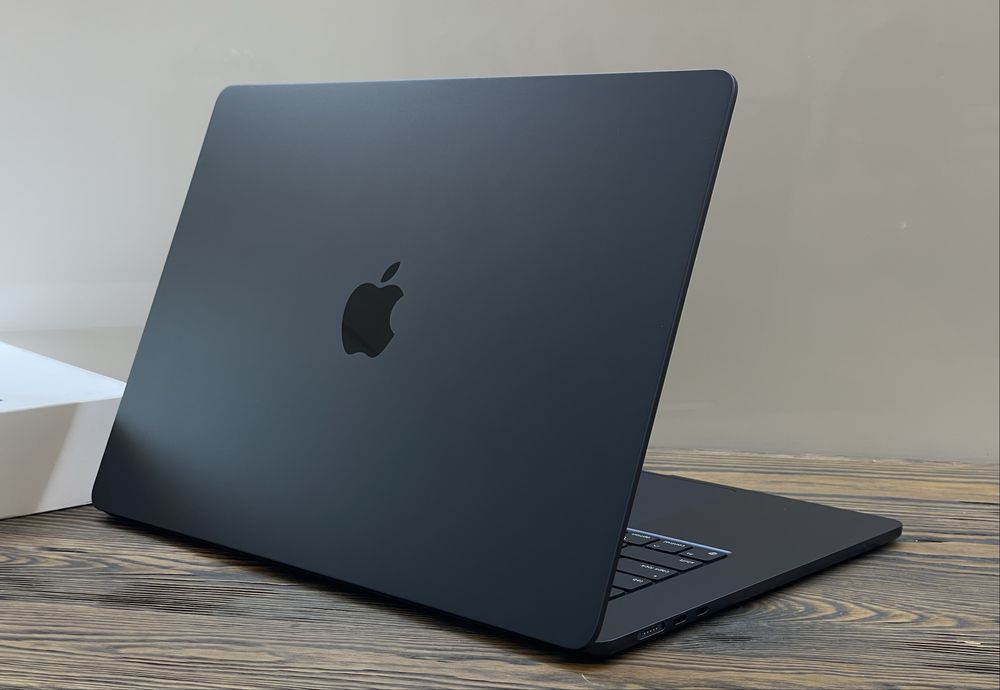 MacBook Air 15" M4 2025 Midnight 24/512 Gb (MC6L4) Магазин Гарантія