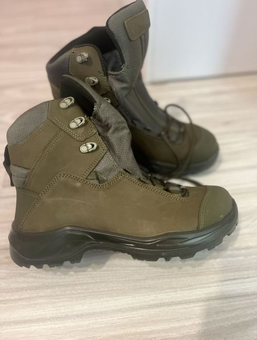 Продам берцы таланы зимние, демисезонные 42-44 размер