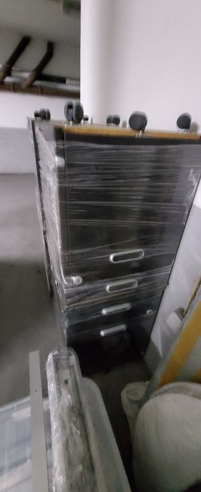 Módulo de gavetas de apoio a secretária de escritório