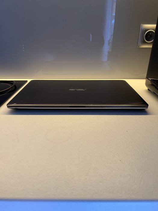 Laptop Notebook 15.6” ASUS R553L i7 8GB 128SSD GT740M Windows 7