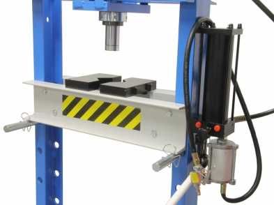 Prensa Hidráulica c/ Bomba Lateral e Manómetro 20 Ton. AP28