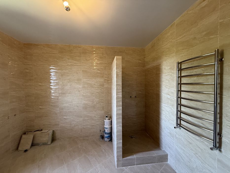 Продається будинок  з  новим Ремонтом