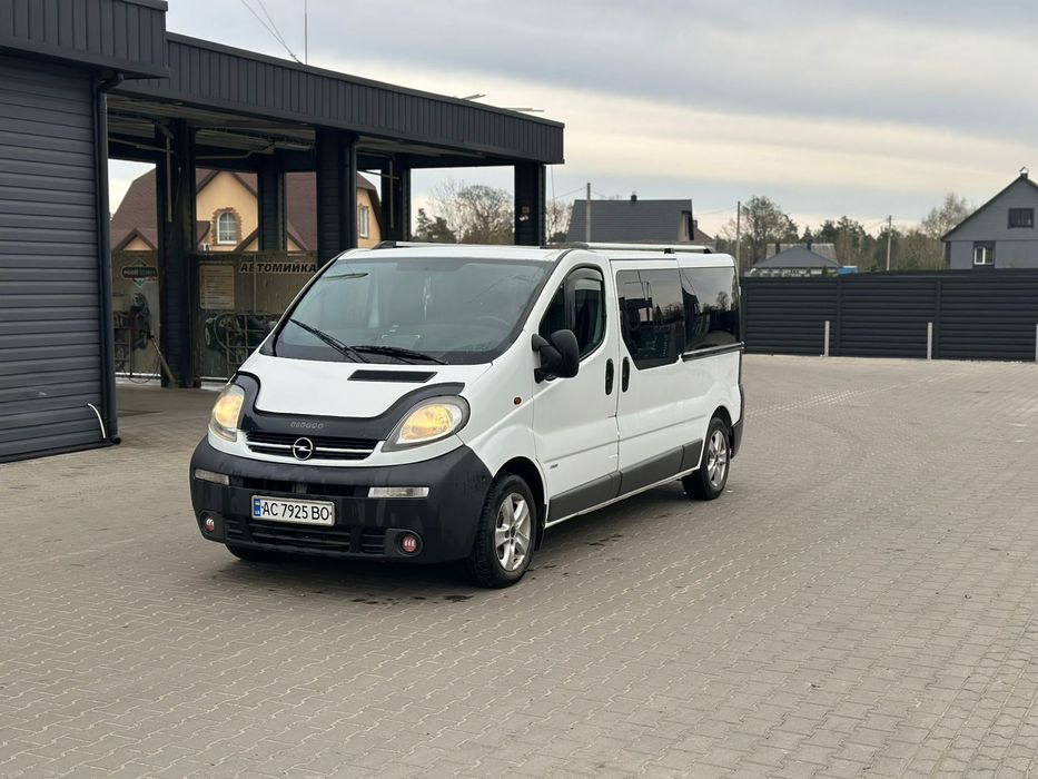 Продам Opel Vivaro 1.9 TDI.