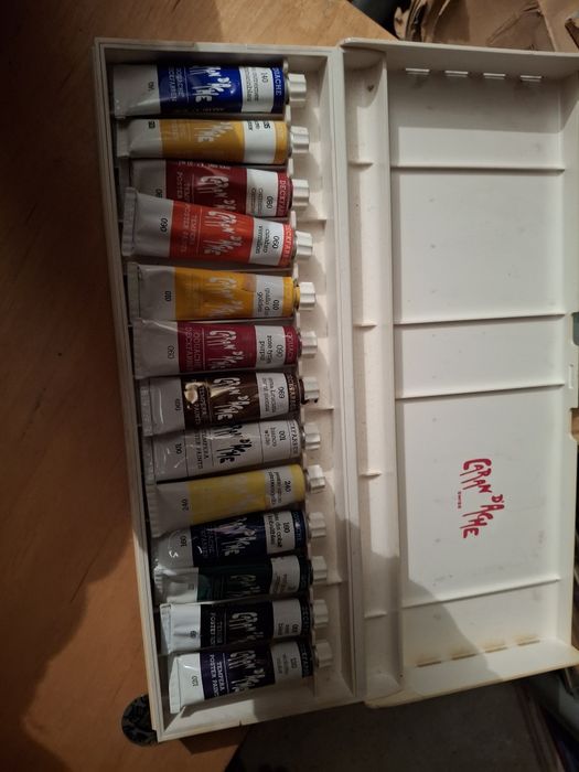 Caran d ache caixa com tubos tinta para gouache