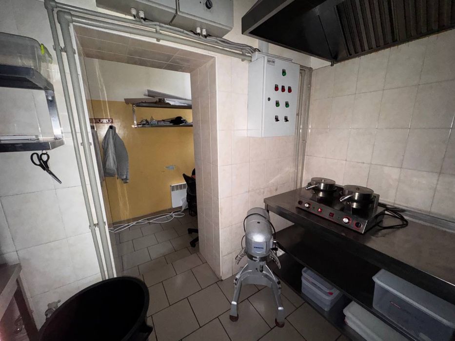 Продам бізнес кондитерський цех ,кухня під виробництво,дарккітчен