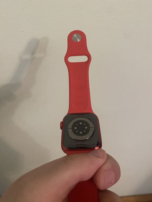 Apple Watch Series 6, 40 мм (червоний)