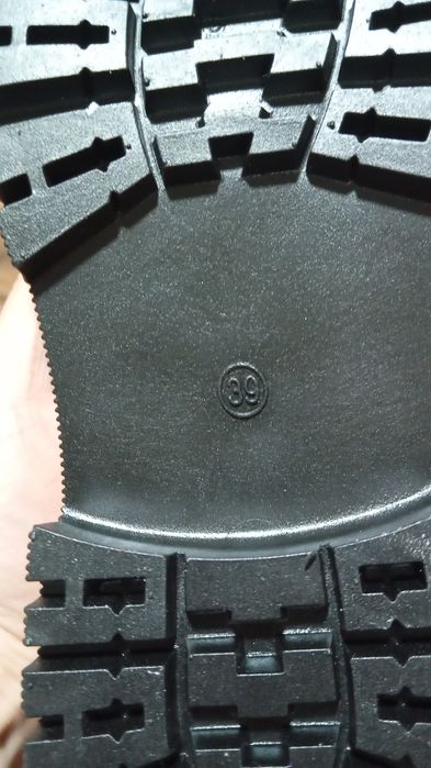 Sapatos novos, nunca usados